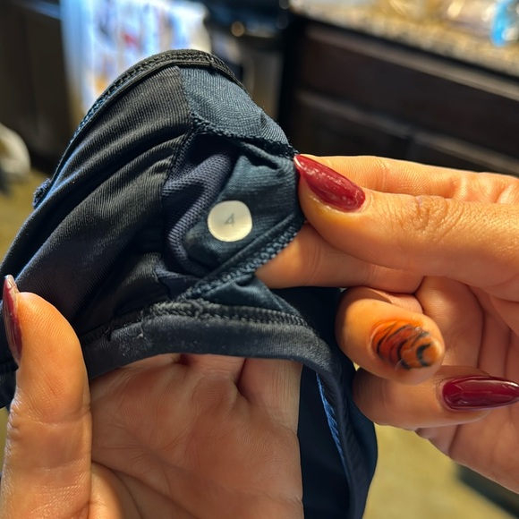 Lululemon blue camo bra - Picture 4 of 5